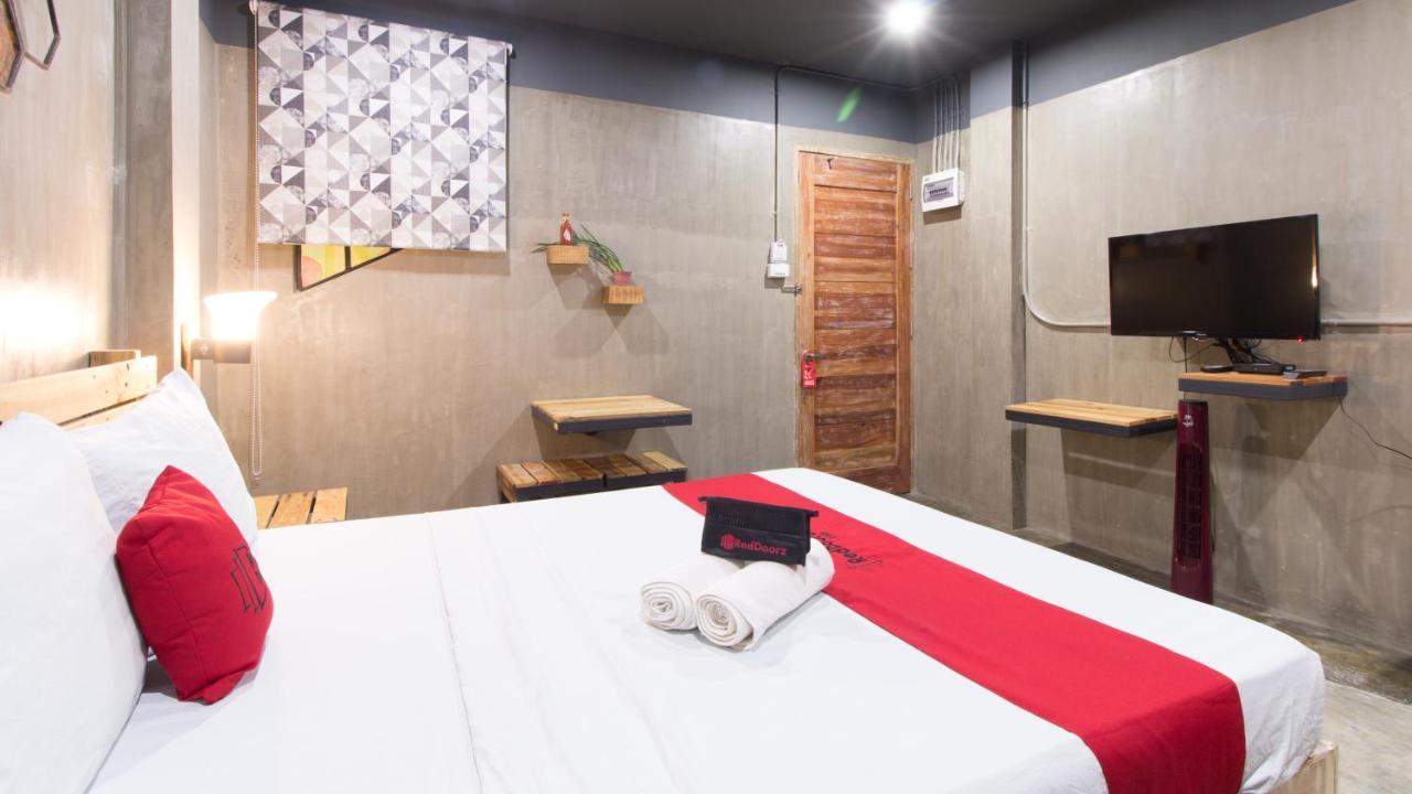 RedDoorz Plus @ Taft North Mandurriao Iloilo Zewnętrze zdjęcie