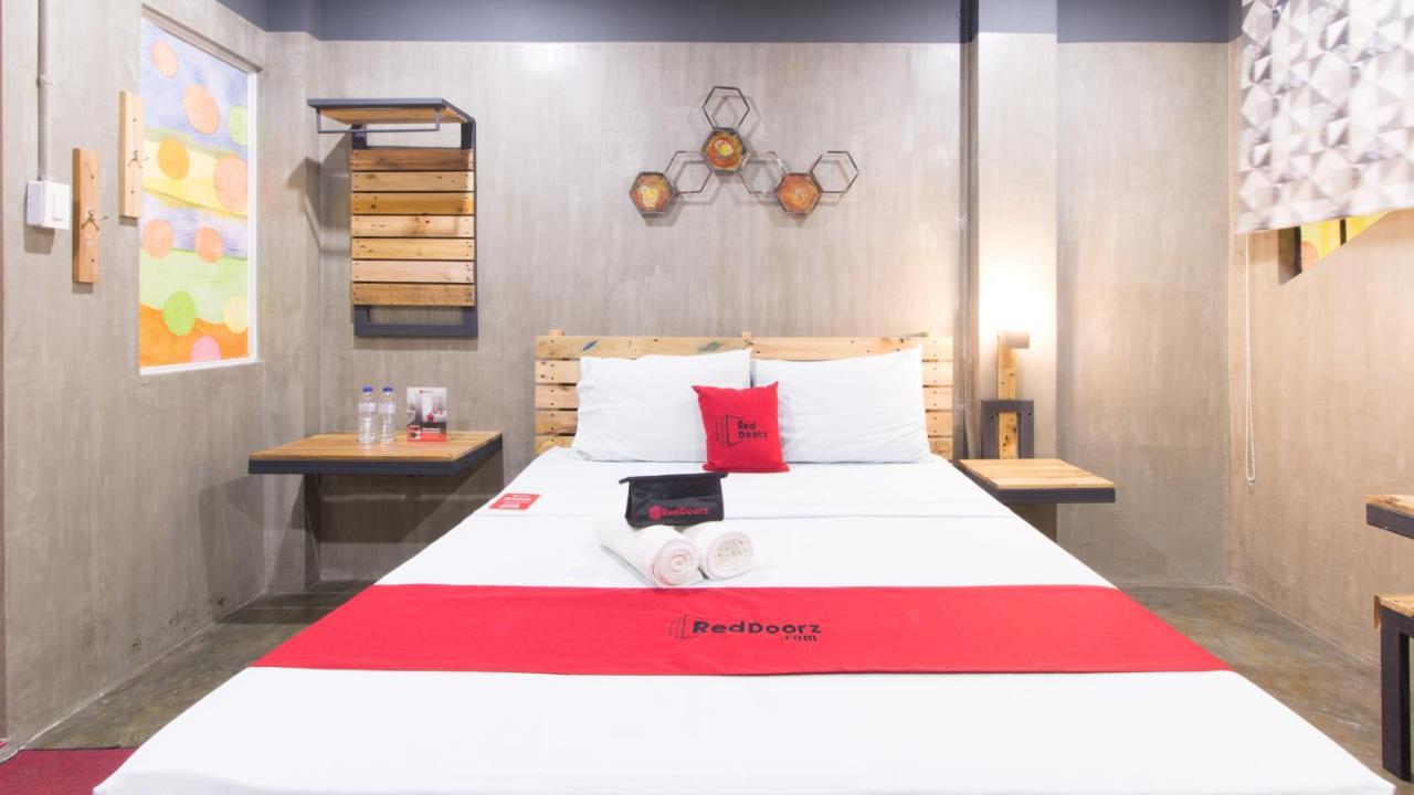 RedDoorz Plus @ Taft North Mandurriao Iloilo Zewnętrze zdjęcie